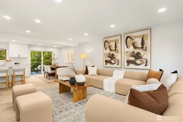 $2,374,975 | 4615 88th Avenue Southeast, Mercer Island, WA 98040