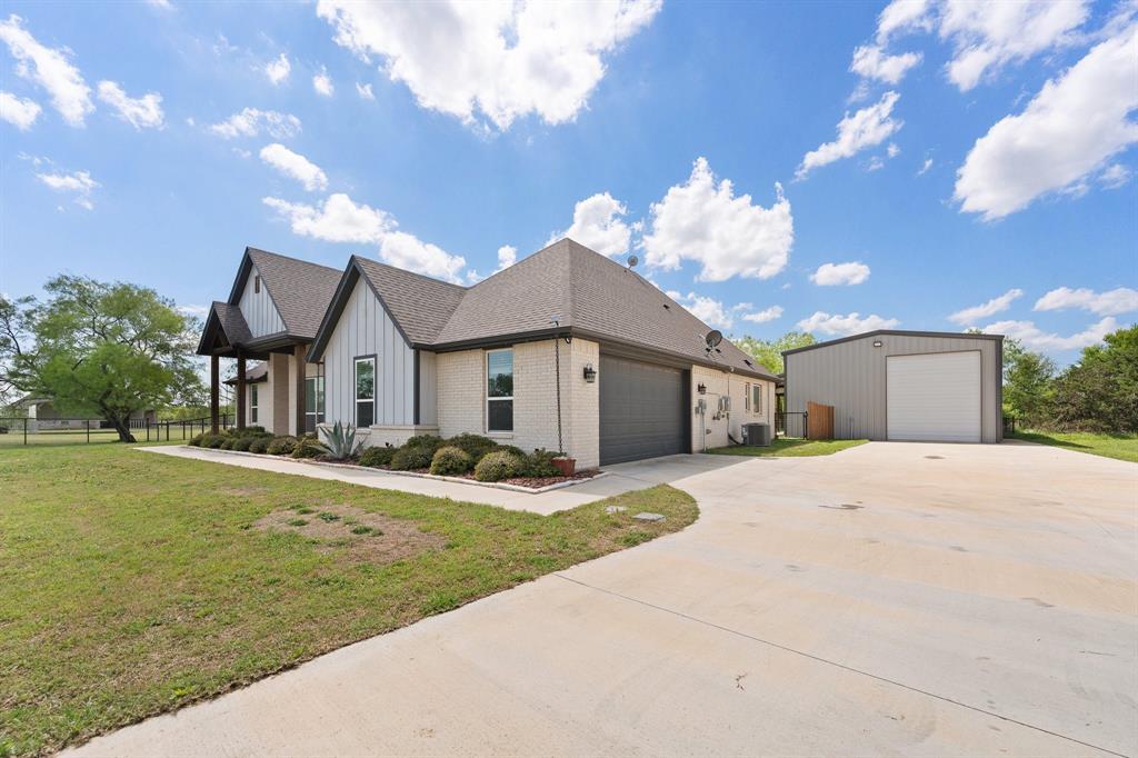 1001 Resolute Road Millsap, TX 76066 - Photo 3 of 40