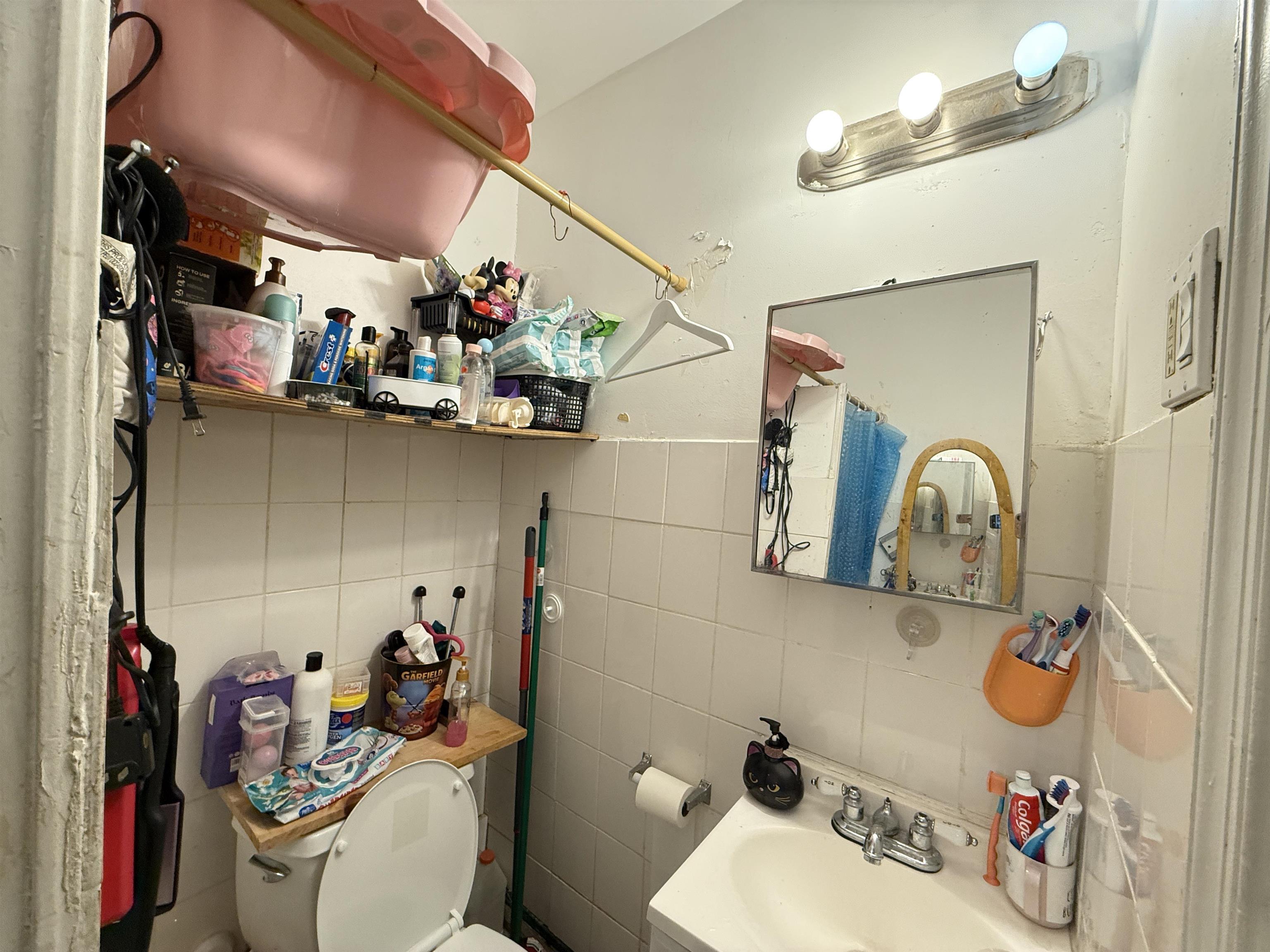 1309 Summit Avenue Union City, NJ 07087 - Photo 26 of 31