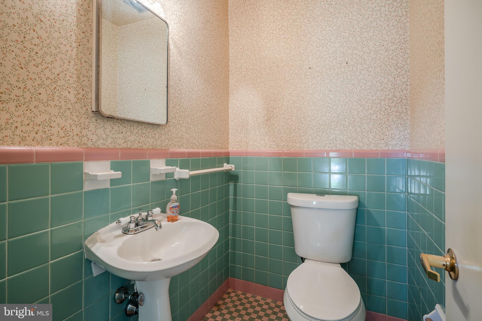 2602 Arbor Road Broomall, PA 19008 - Photo 17 of 38 Gallery Image 17
