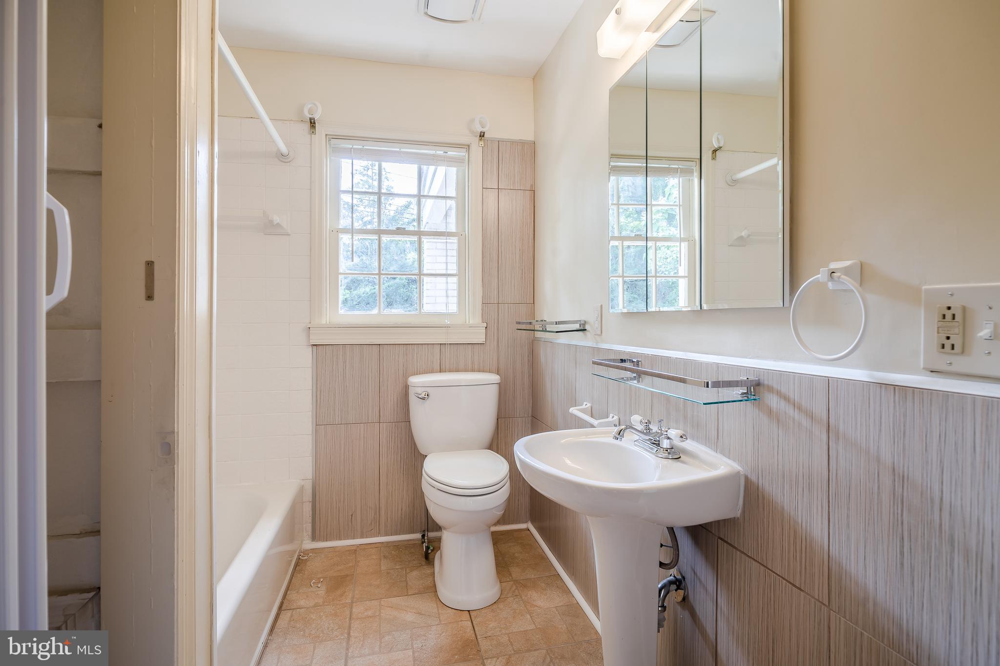 2602 Arbor Road Broomall, PA 19008 - Photo 24 of 38 Gallery Image 24