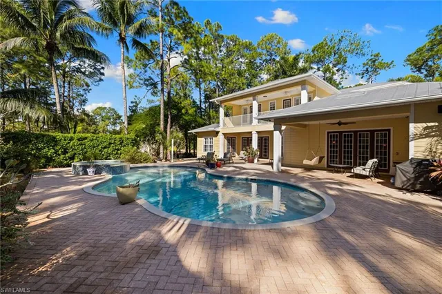 $2,400,000 | 6320 English Oaks Lane, Naples, FL 34119