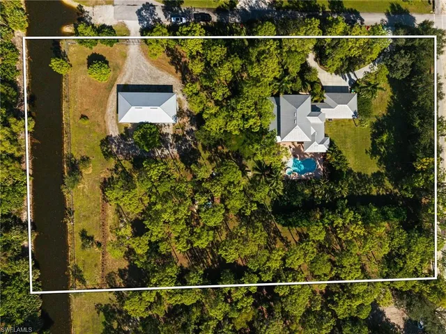 $2,400,000 | 6320 English Oaks Lane, Naples, FL 34119