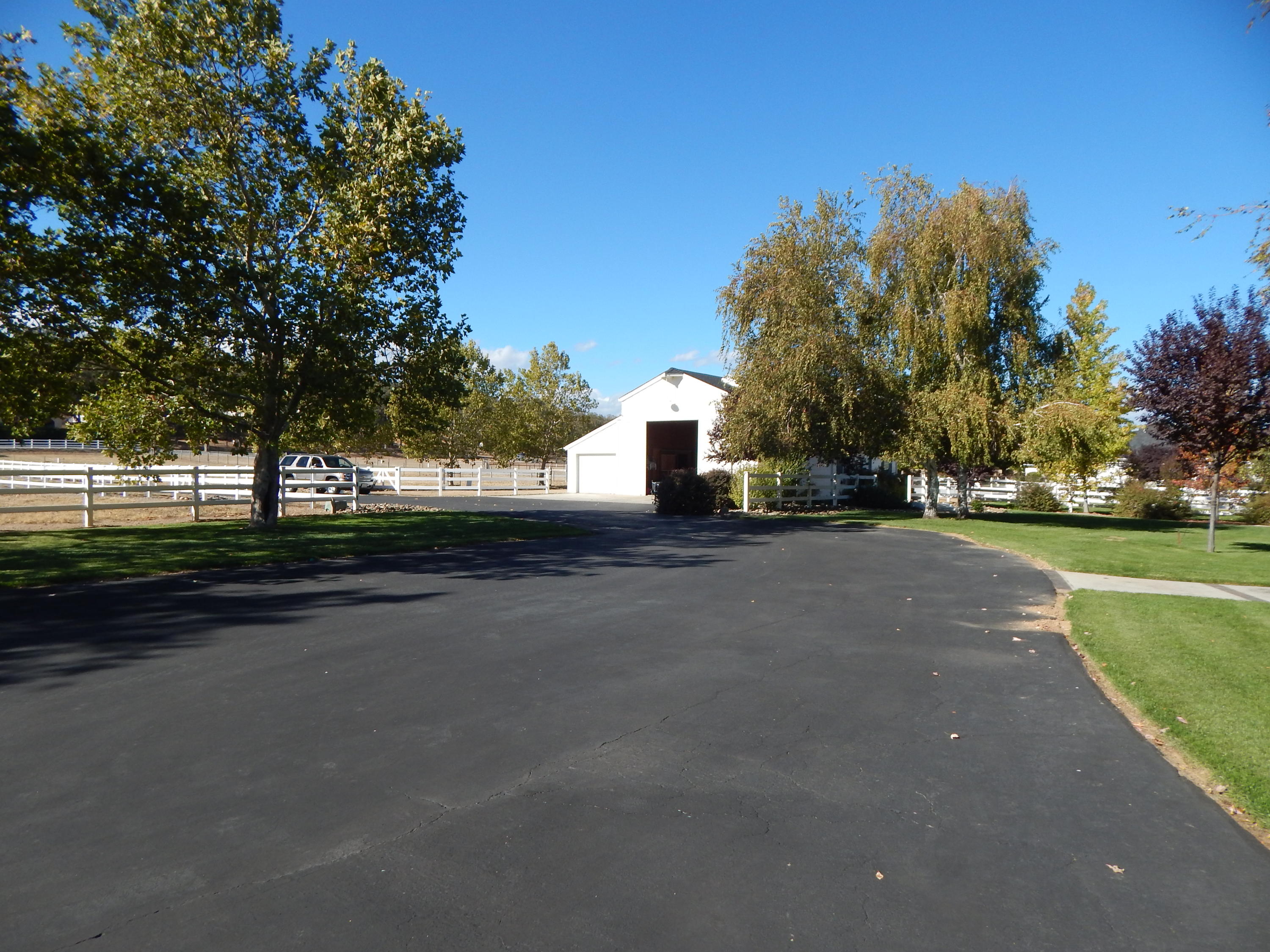 8375 Maynard Road Palo Cedro, CA 96073 - Photo 22 of 111 DSCN3203