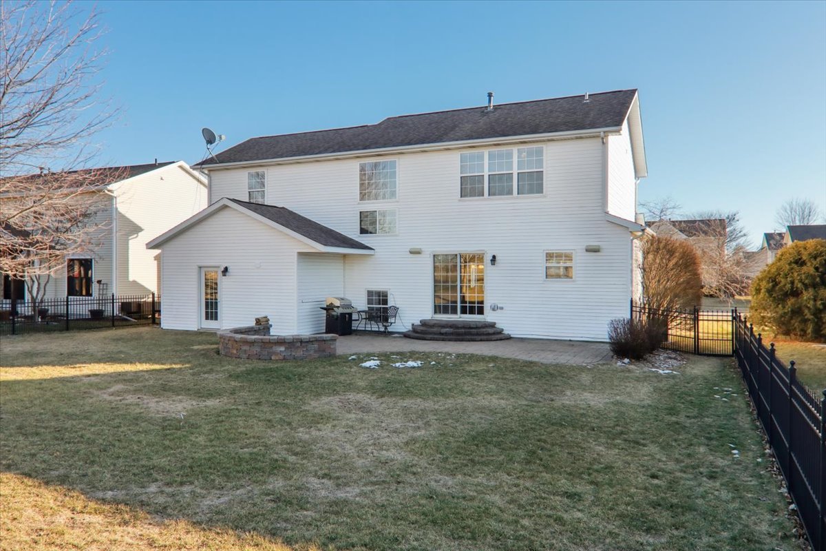 3300 Red Jasper Street Normal, IL 61761 - Photo 36 of 46 Gallery Image 36