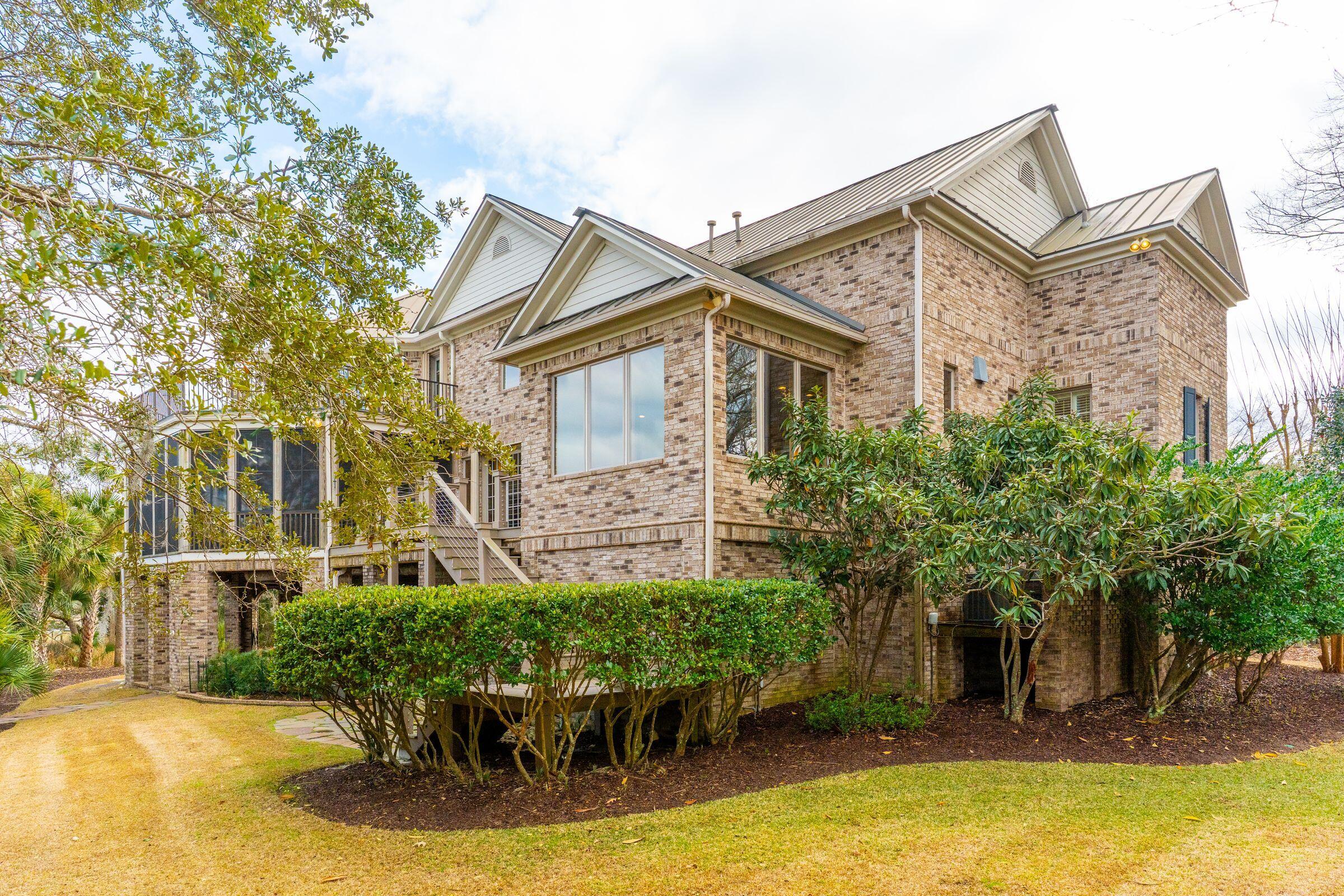 2834 Parkers Landing Road Mount Pleasant, SC 29466 - Photo 69 of 98 Gallery Image 69