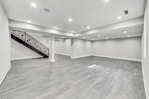 $2,299,000 | 1331 Pfingsten Road, Northbrook, IL 60062