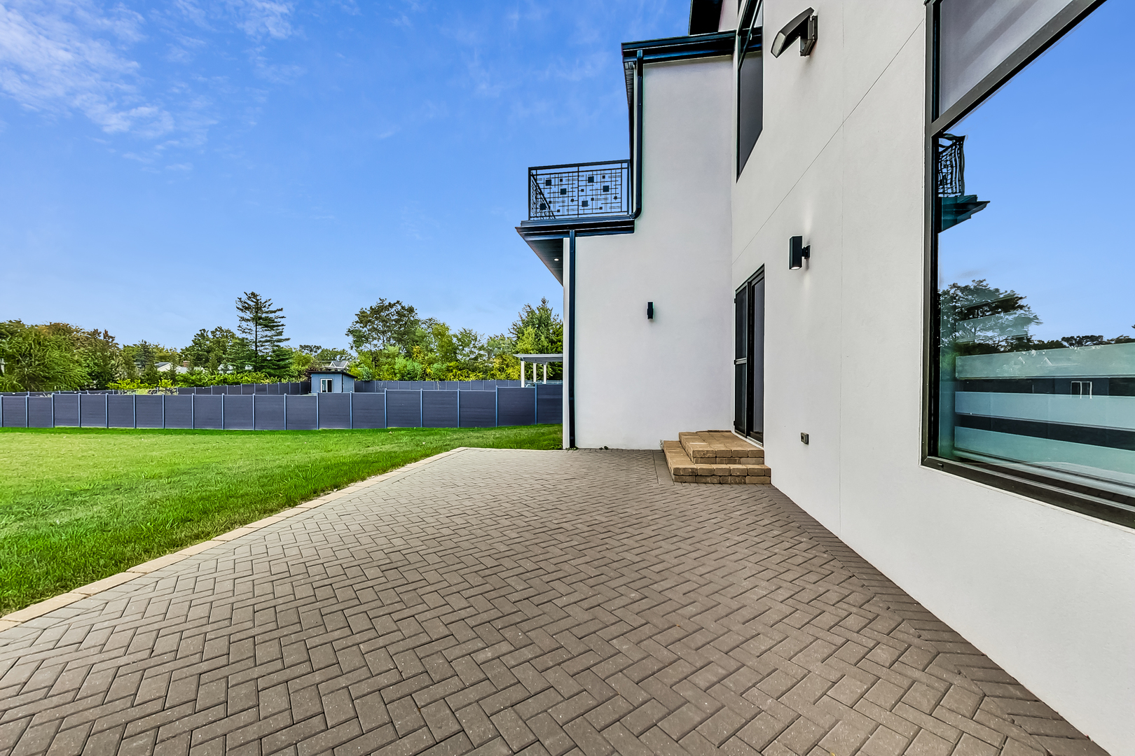 1331 Pfingsten Road Northbrook, IL 60062 - Photo 34 of 38 a view of a street with a house in the background