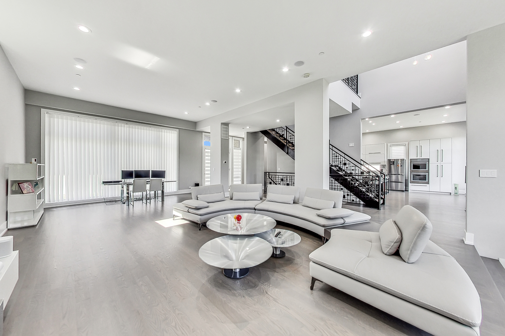 1331 Pfingsten Road Northbrook, IL 60062 - Photo 9 of 38 a living room with furniture and a large window