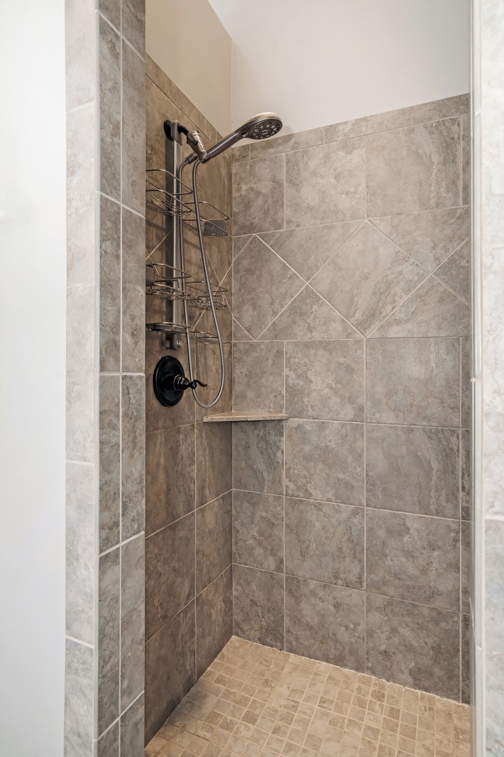 3008 Sakari Circle Spring Hill, TN 37174 - Photo 24 of 44 a bathroom with a shower