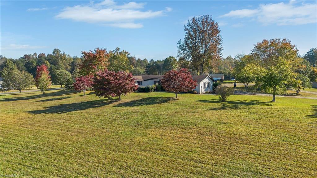 186 Friendship Road Statesville, NC 28625 - Photo 2 of 50 Gallery Image 2
