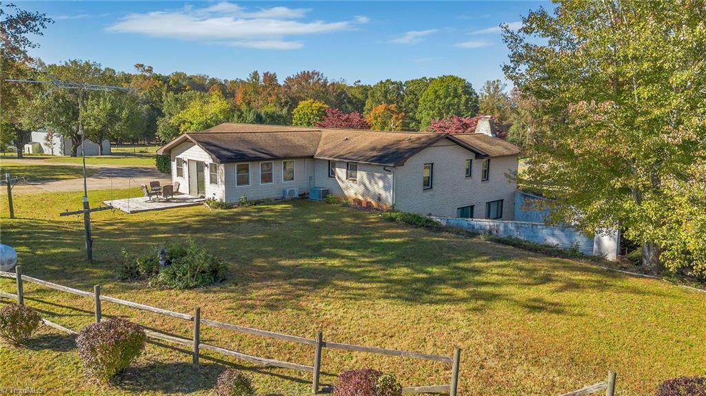 186 Friendship Road Statesville, NC 28625 - Photo 8 of 50 Gallery Image 8