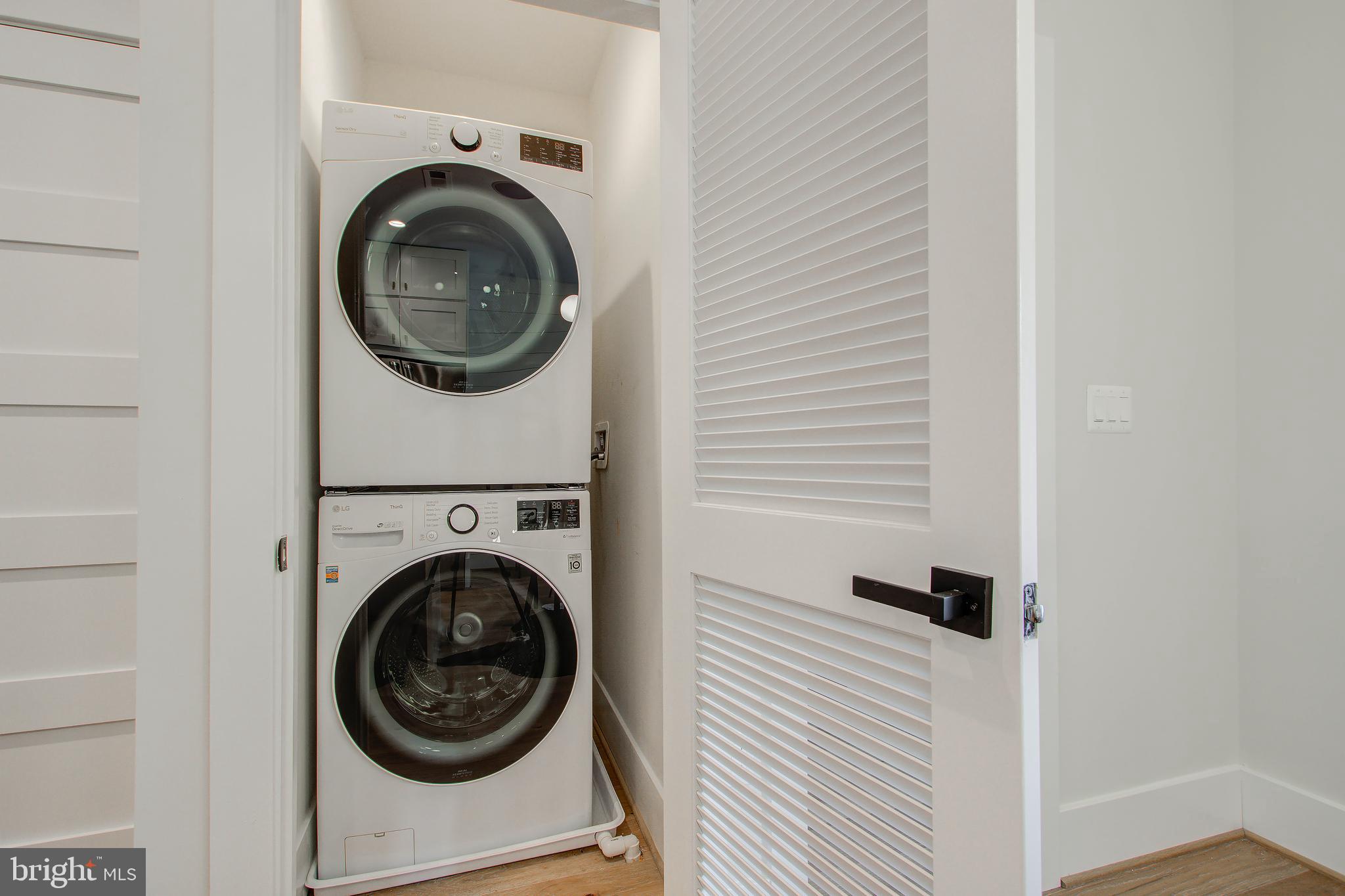 909 L Street Northeast Washington, DC 20002 - Photo 11 of 30 Laundry