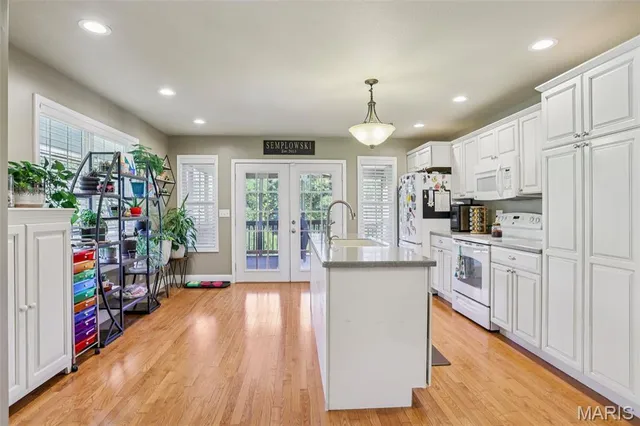 $410,000 | 17 Weeks Lane, Litchfield, IL 62056