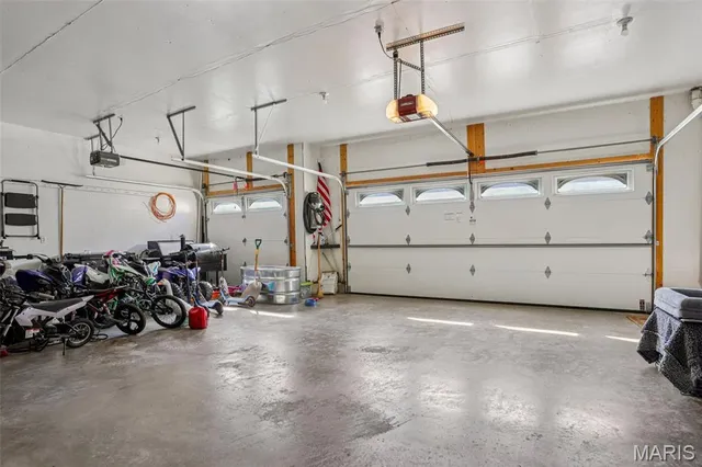 $410,000 | 17 Weeks Lane, Litchfield, IL 62056