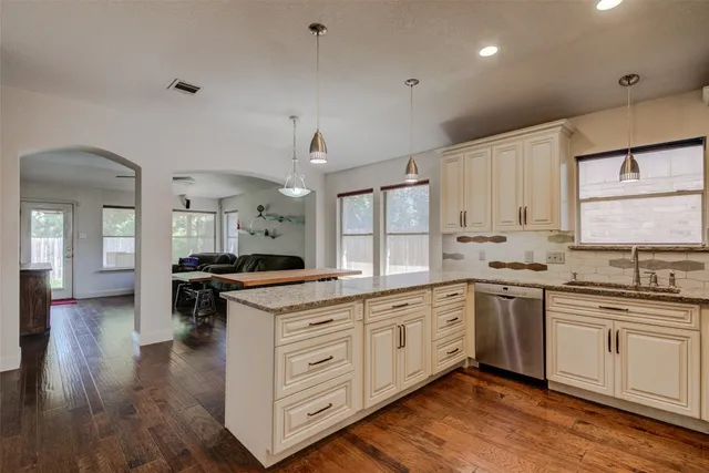 $375,000 | 2410 Hutton Lane, Leander, TX 78641