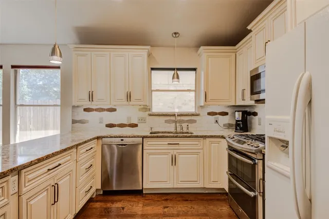 $375,000 | 2410 Hutton Lane, Leander, TX 78641