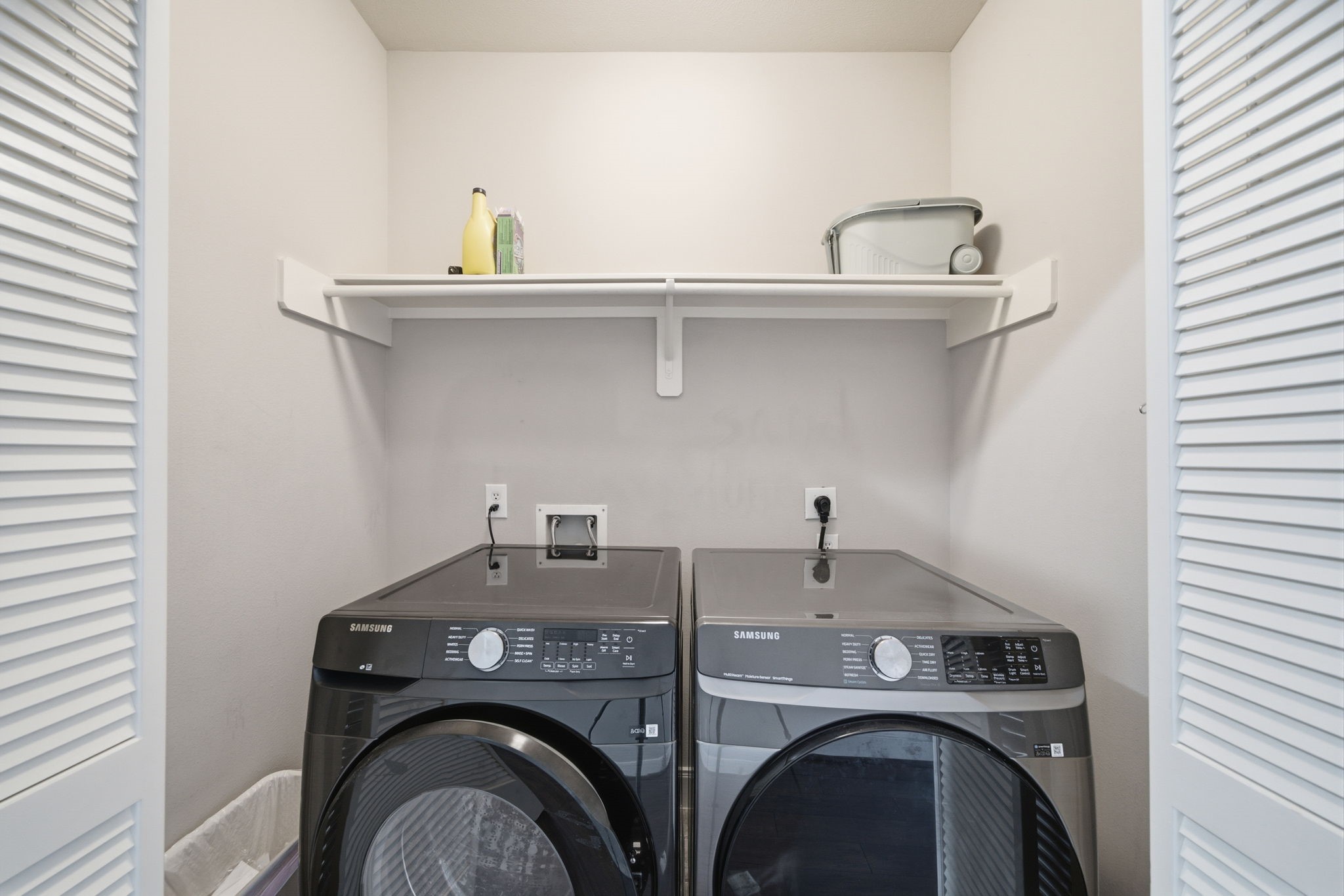 1716 Elgin Street Houston, TX 77004 - Photo 32 of 35 Utility room in the house