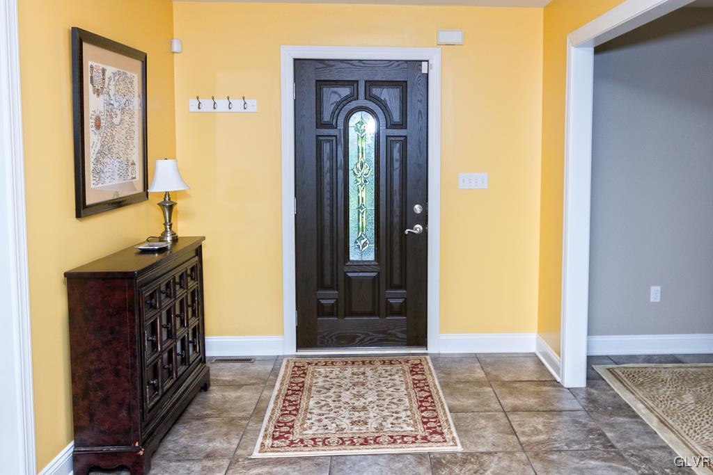 225 East Dell Road Bath, PA 18014 - Photo 20 of 46