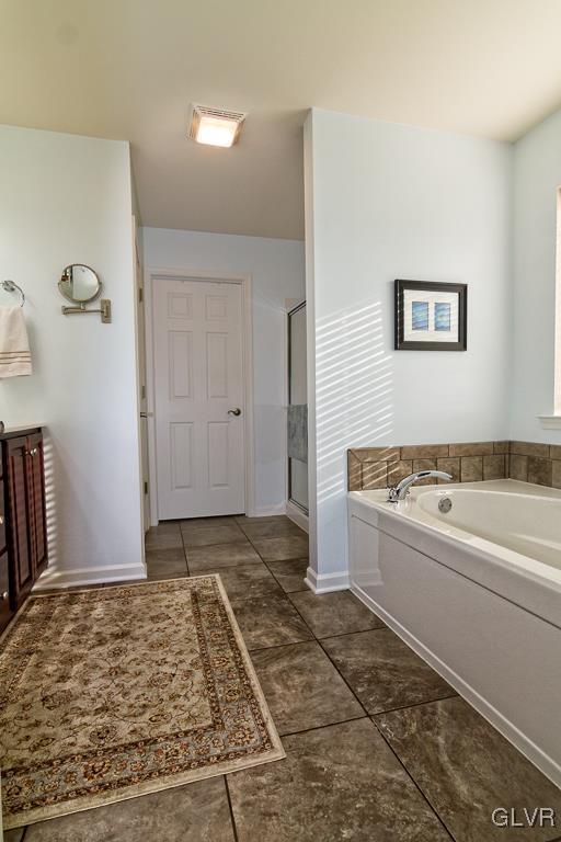 225 East Dell Road Bath, PA 18014 - Photo 23 of 46