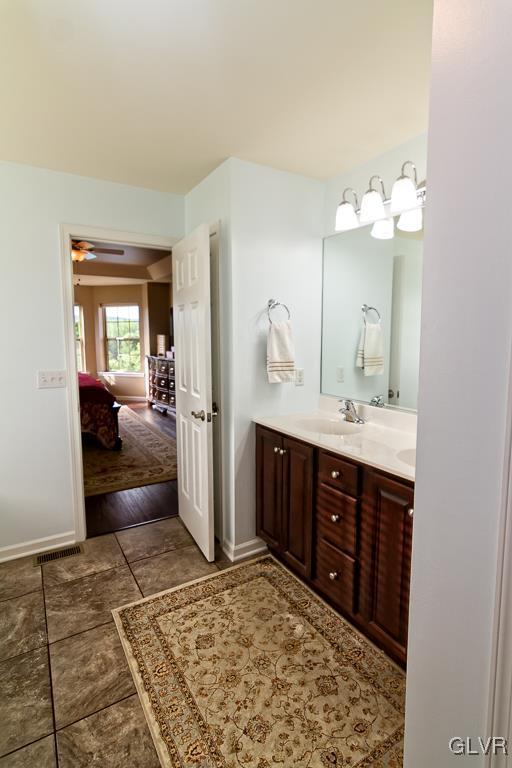 225 East Dell Road Bath, PA 18014 - Photo 26 of 46
