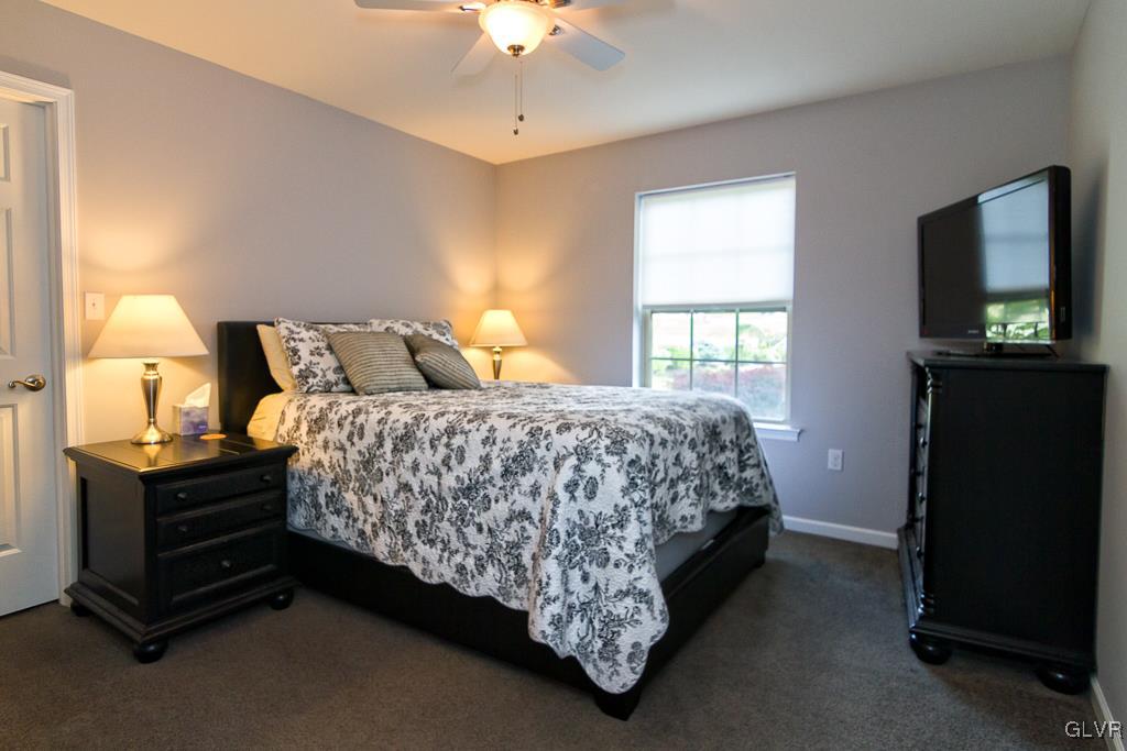 225 East Dell Road Bath, PA 18014 - Photo 27 of 46