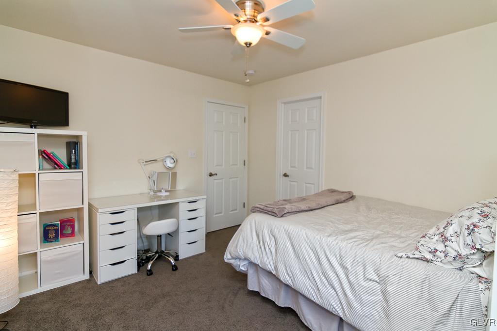 225 East Dell Road Bath, PA 18014 - Photo 32 of 46