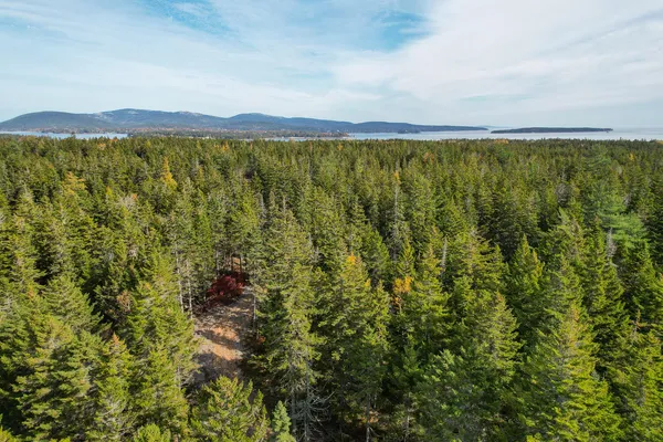 $190,000 | 0 Seawall Map/lot 17/11-04 Southwest Harbor, Southwest Harbor, ME 04679