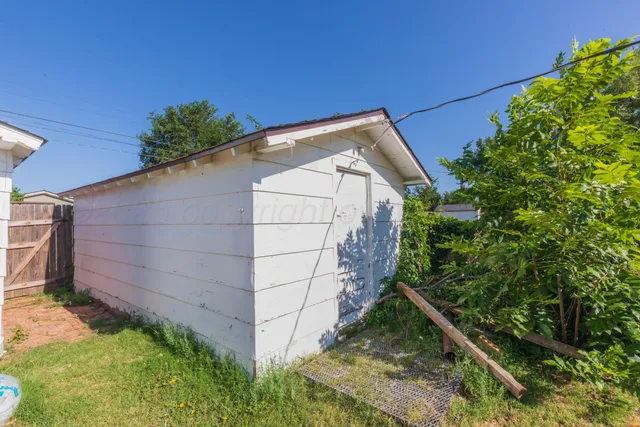 a backyard of a house