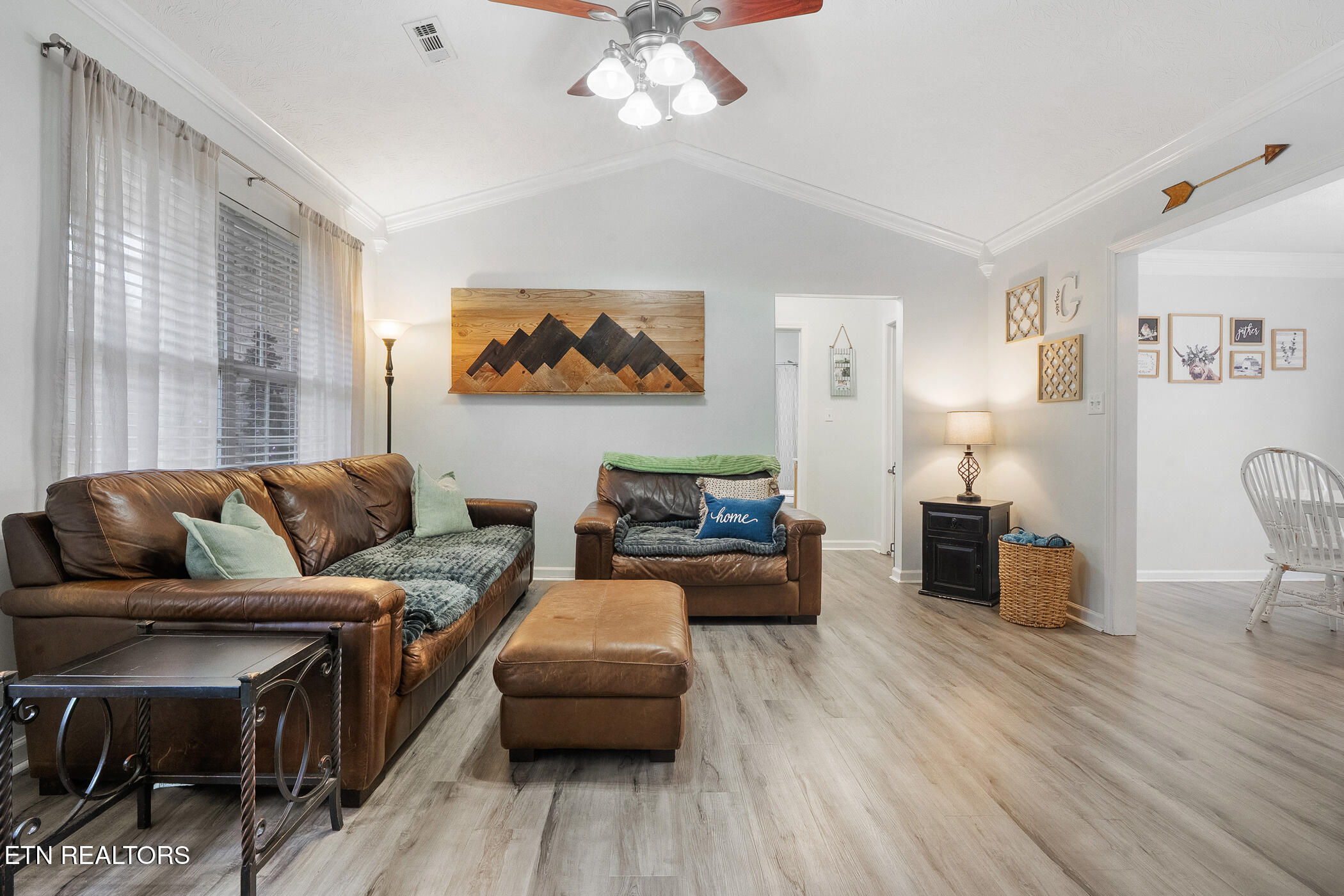 7124 Calgary Drive Corryton, TN 37721 - Photo 3 of 12 dsc06669