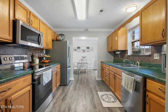 $314,900 | 7124 Calgary Drive, Corryton, TN 37721