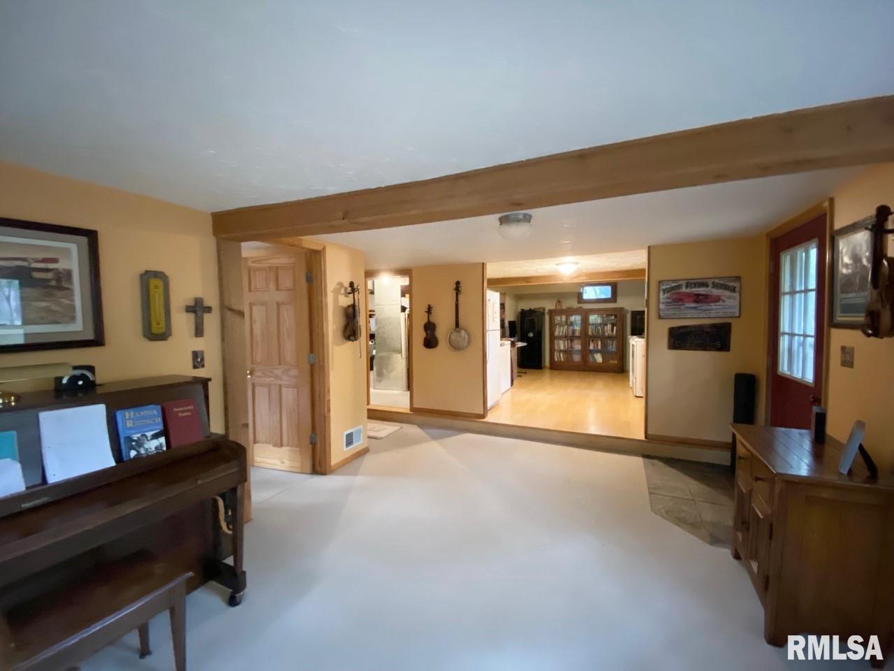 602 Raccoon Valley Road Makanda, IL 62958 - Photo 11 of 22 Gallery Image 11