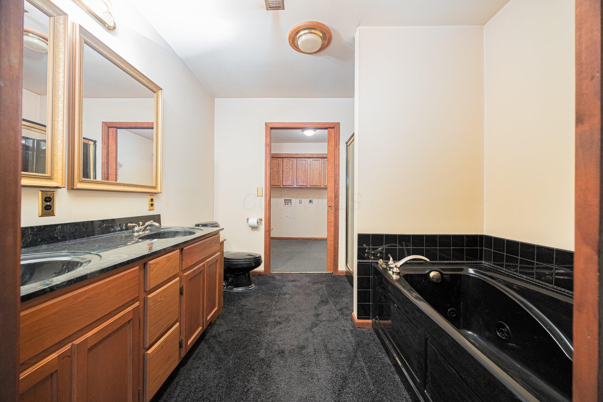 33404 Bowland Derr Road Logan, OH 43138 - Photo 13 of 61 1st Floor Full Bath