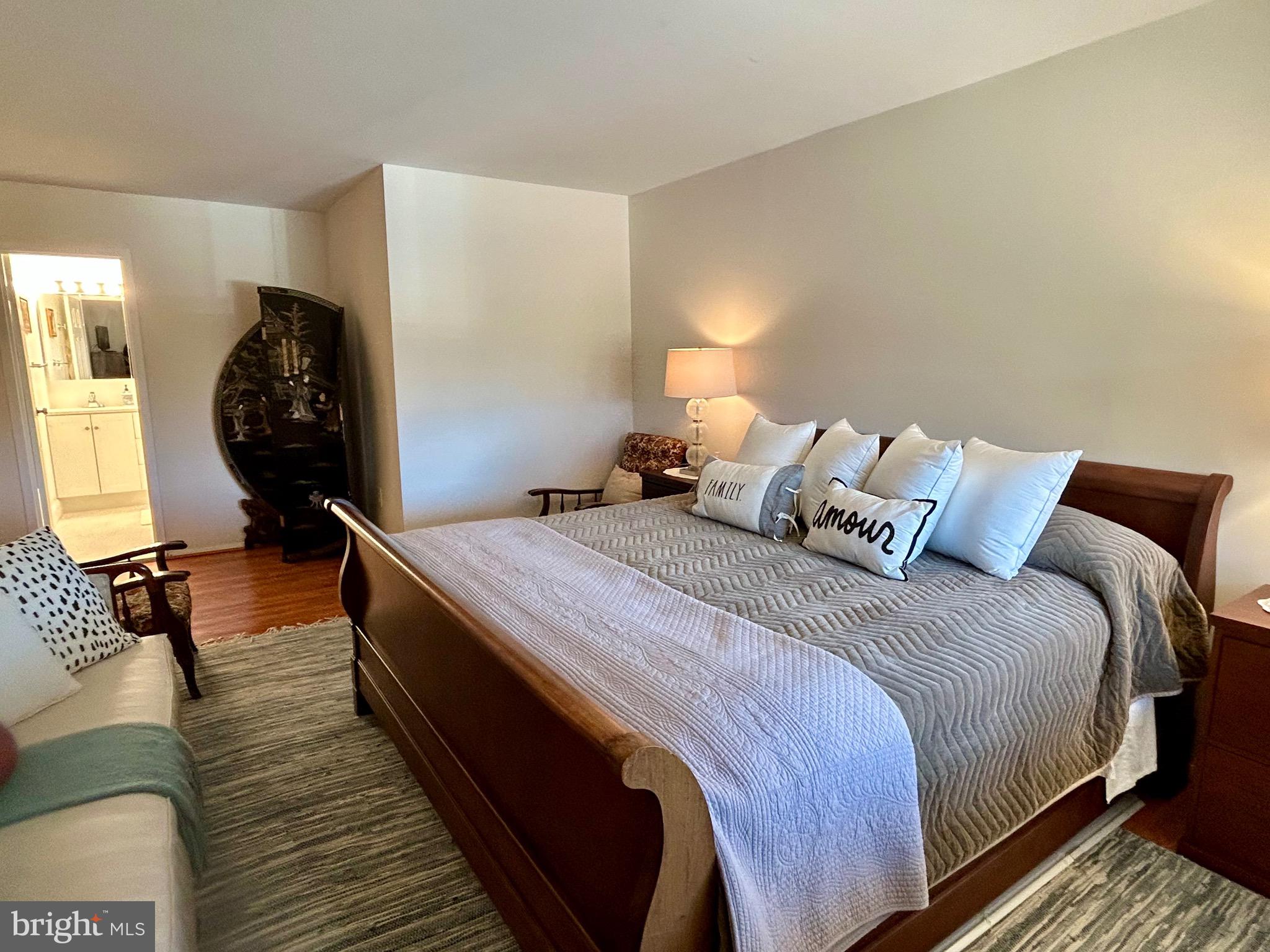 18624 Walkers Choice Road, Unit 6 Montgomery Village, MD 20886 - Photo 16 of 25 Huge main bedroom