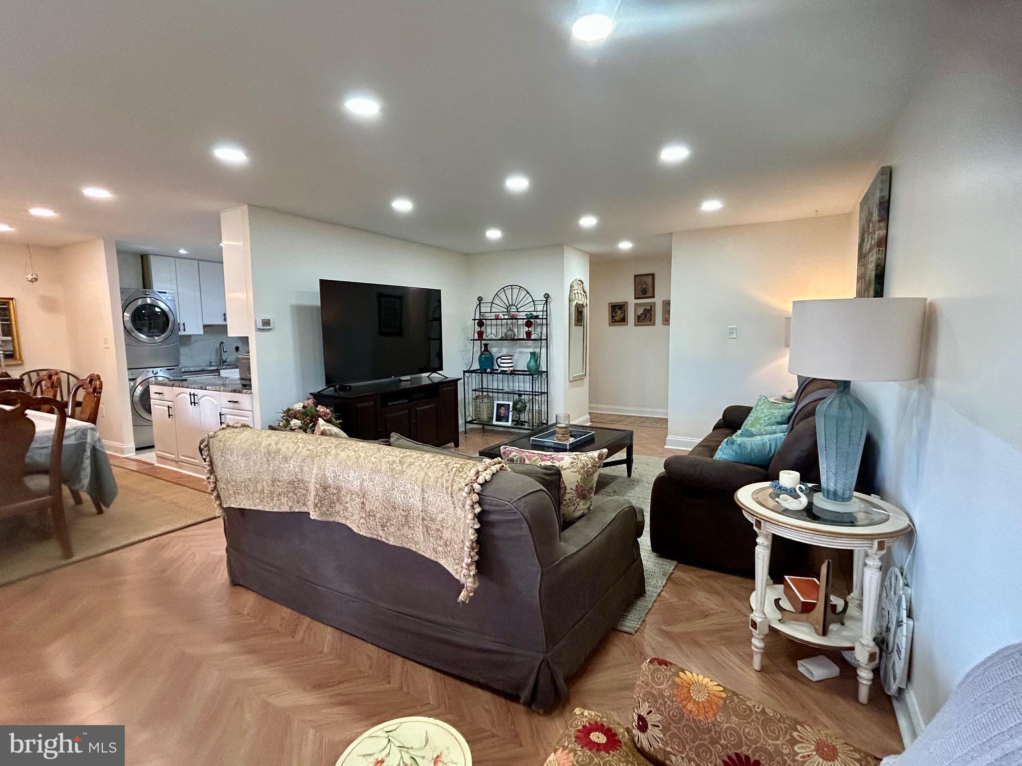 18624 Walkers Choice Road, Unit 6 Gaithersburg, MD 20886 - Photo 5 of 25