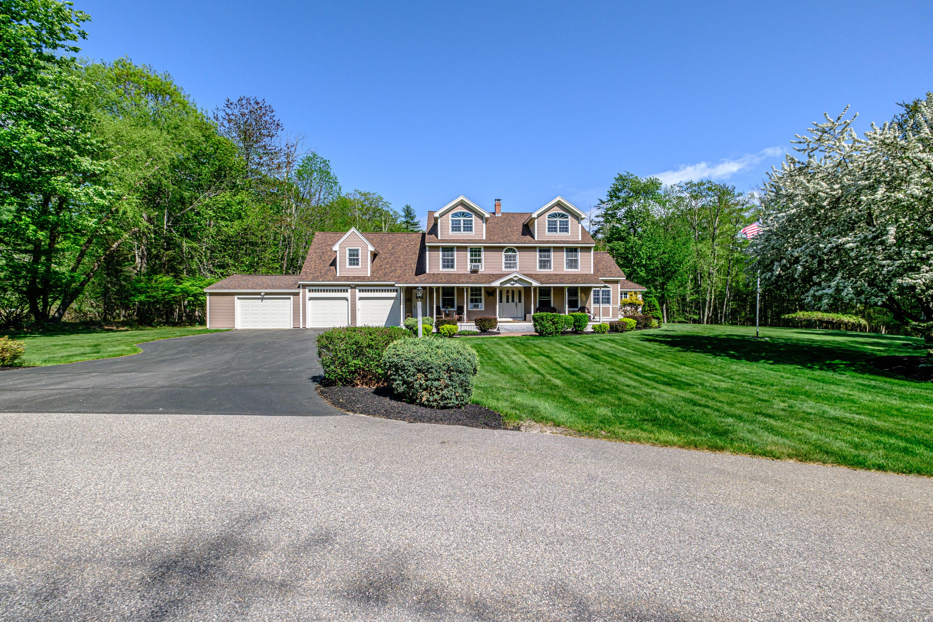 18 Herrick Road Gorham, ME 04038 - Photo 3 of 158 20260520gp-62002