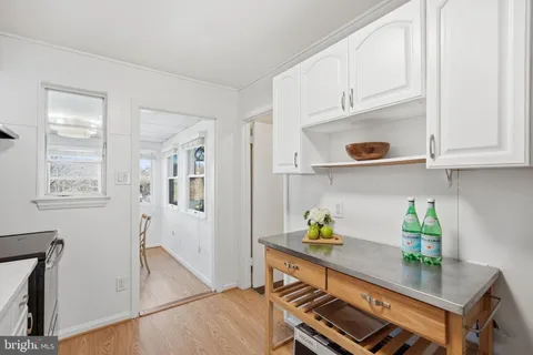 $499,999 | 604 Blandford Street, Rockville, MD 20850