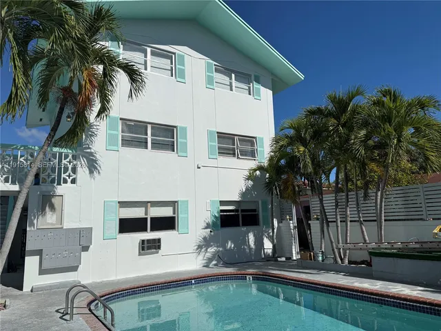 $1,675 | 421 Northeast 68th Street, Unit 15, Miami, FL 33138