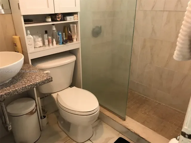 $1,675 | 421 Northeast 68th Street, Unit 15, Miami, FL 33138