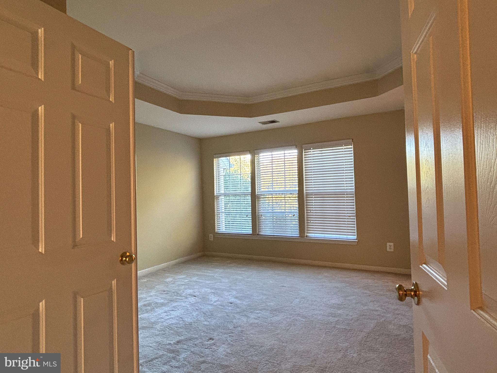 1538 Grosbeak Court Woodbridge, VA 22191 - Photo 11 of 39 a view of an empty room with a window