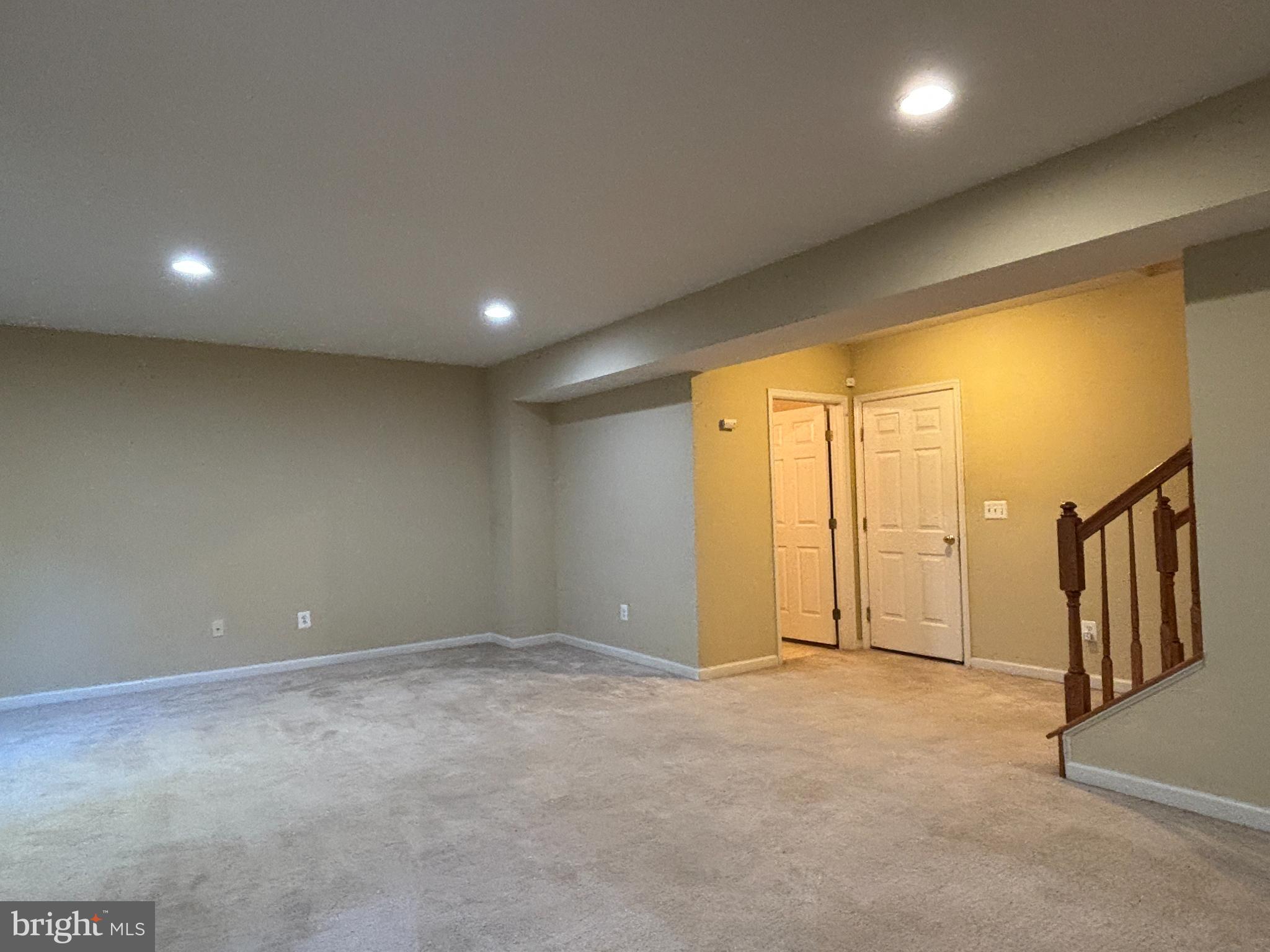1538 Grosbeak Court Woodbridge, VA 22191 - Photo 35 of 39 a view of an empty room