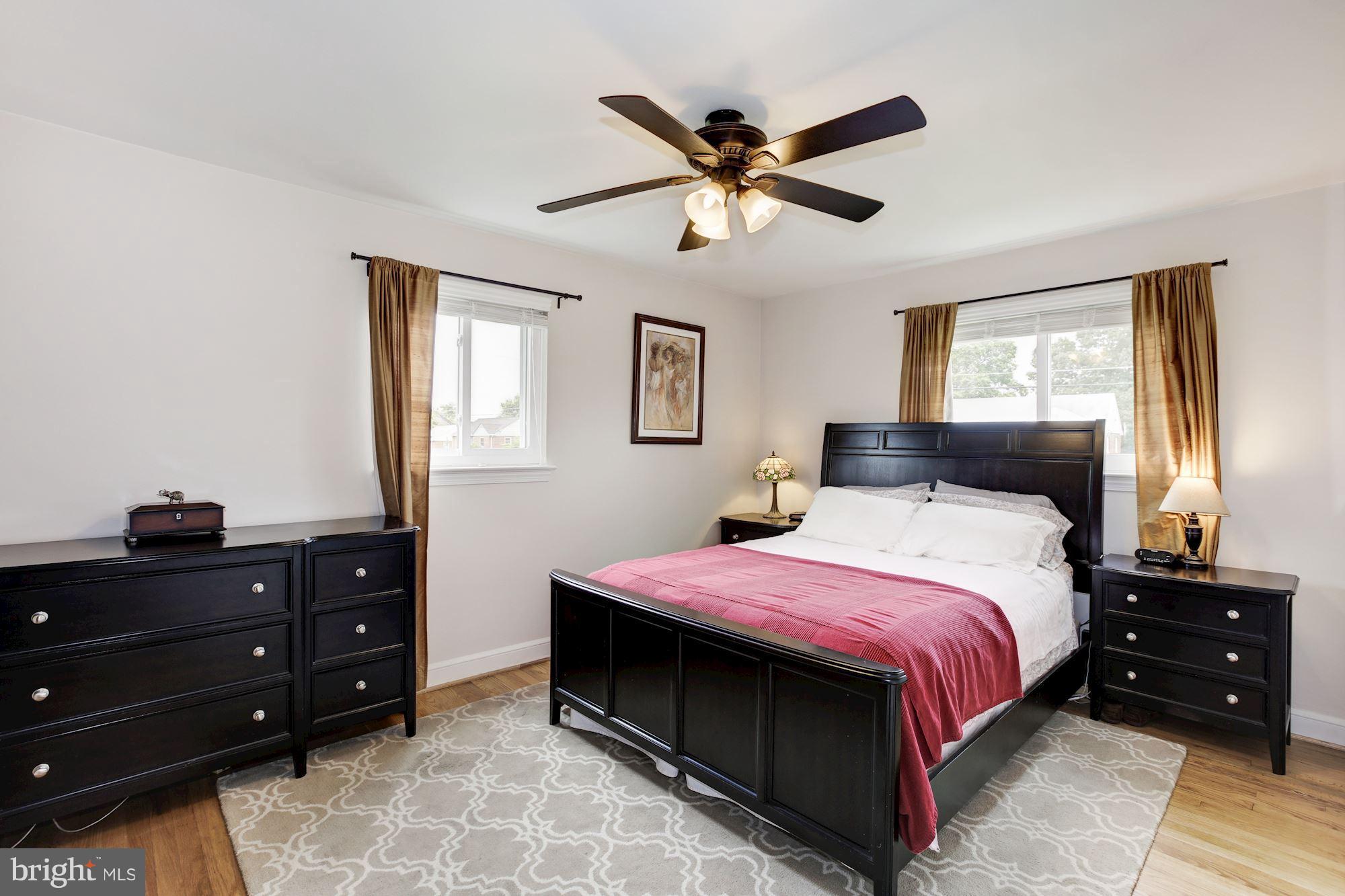 6018 Craig Street Springfield, VA 22150 - Photo 11 of 30 Large BR