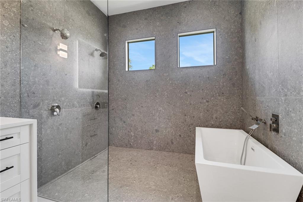 739 23rd Street Southwest Naples, FL 34117 - Photo 20 of 44