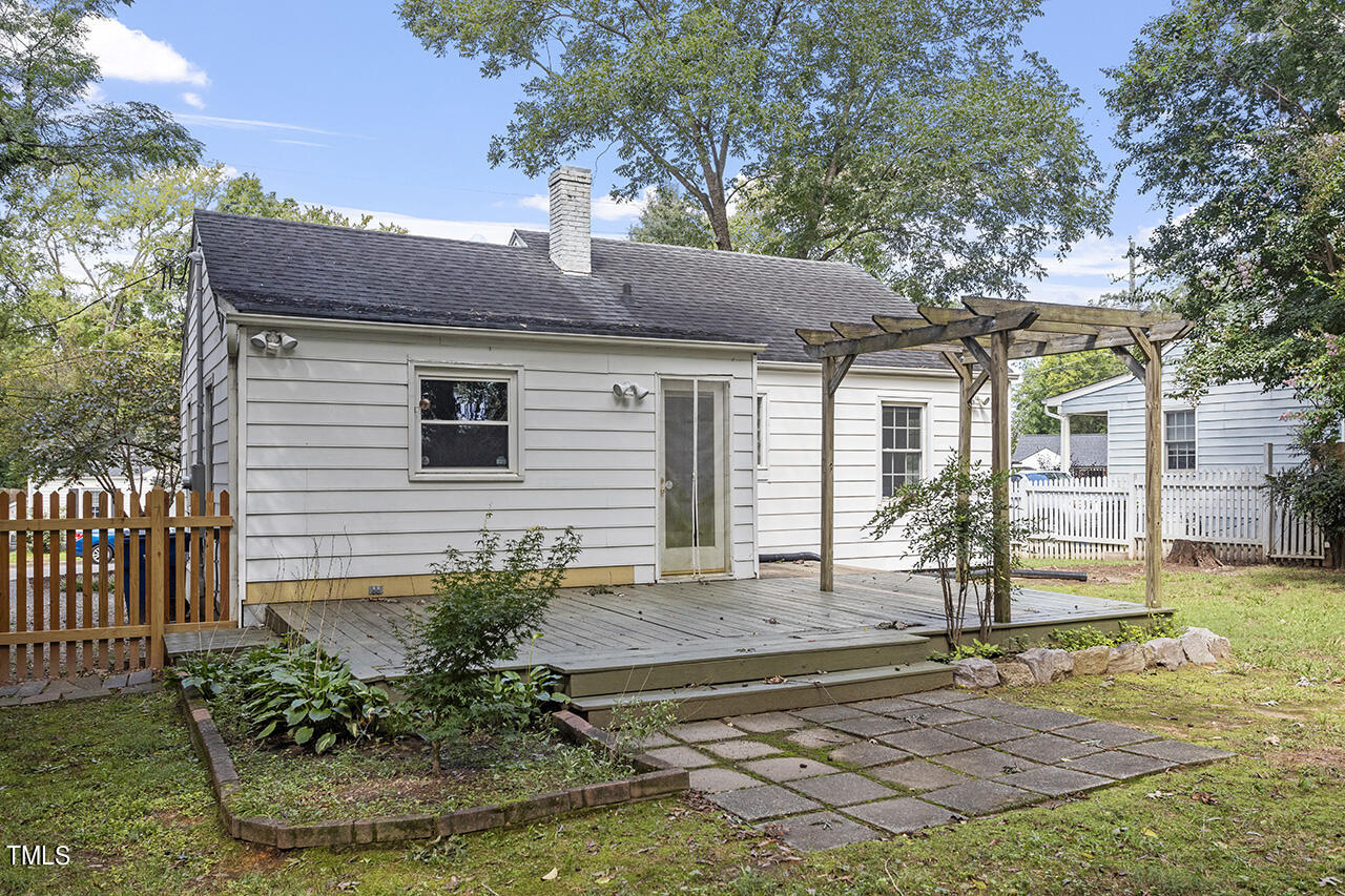 1716 Bennett Street Raleigh, NC 27604 - Photo 27 of 30 a front view of a house with garden
