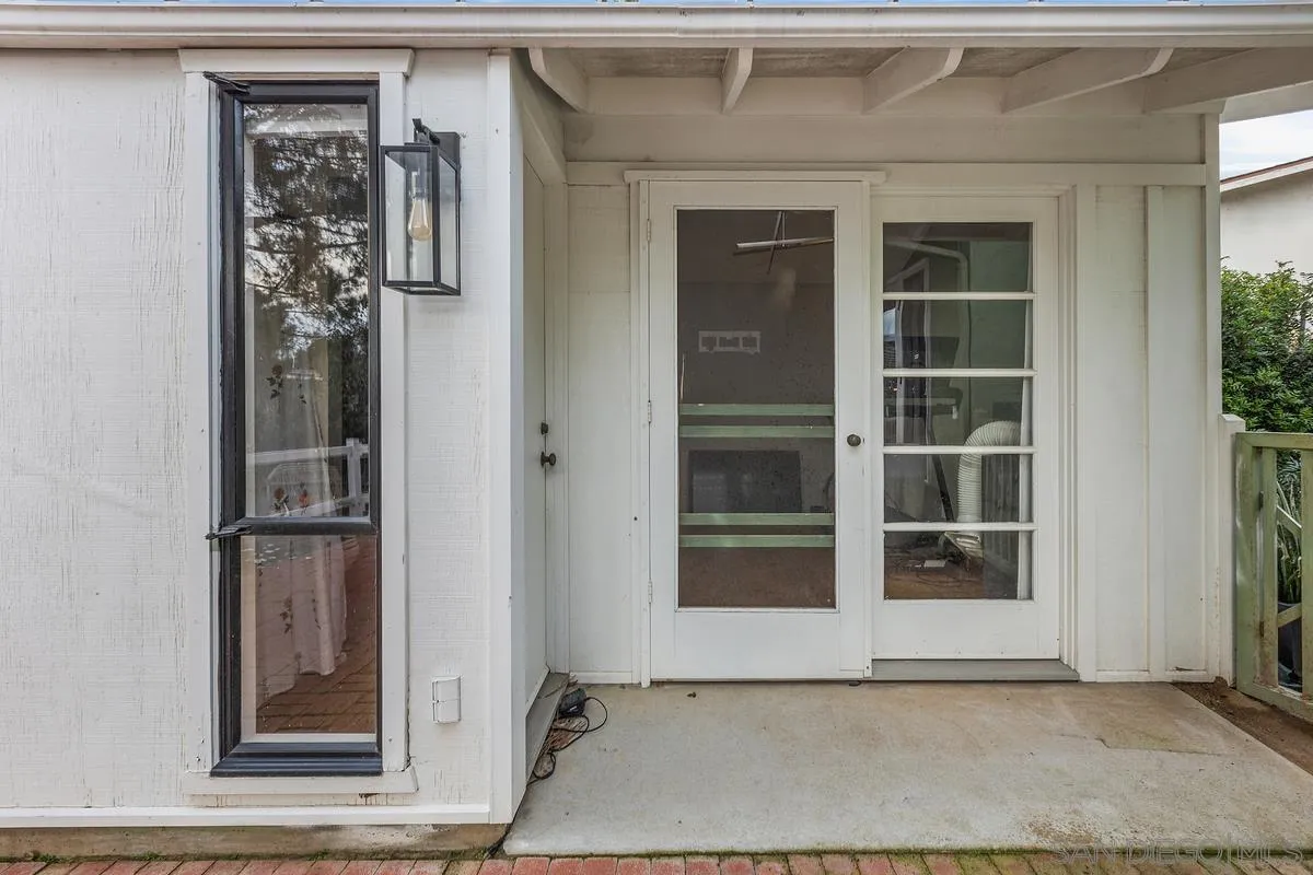 1051 Crest View Road Vista, CA 92081 - Photo 25 of 55 Gallery Image 25