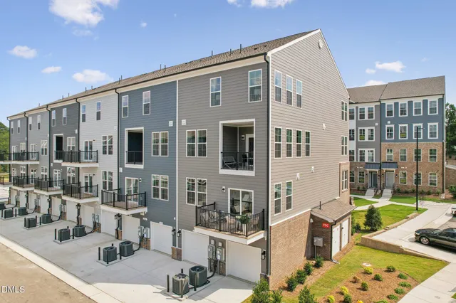 $370,000 | 407 Grove Overlook Lane, Unit 200, Wake Forest, NC 27587