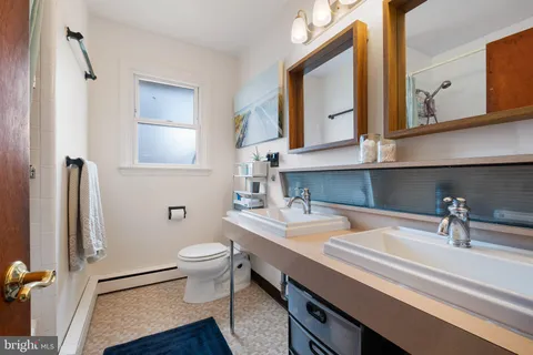 $420,000 | 8 Toby Court, Wilmington, DE 19808