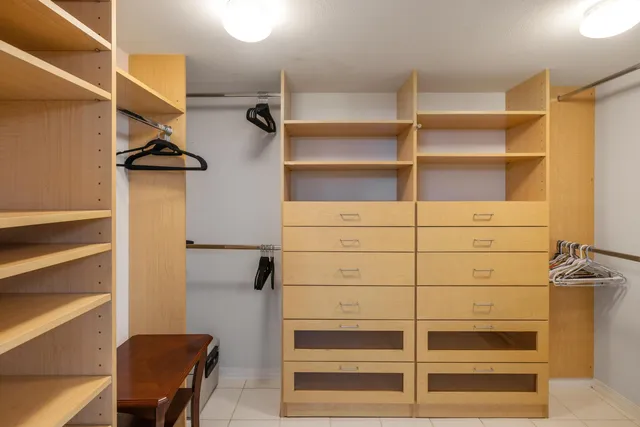 $950,000 | 2880 Northeast 14th Street Causeway, Unit 904, Pompano Beach, FL 33062