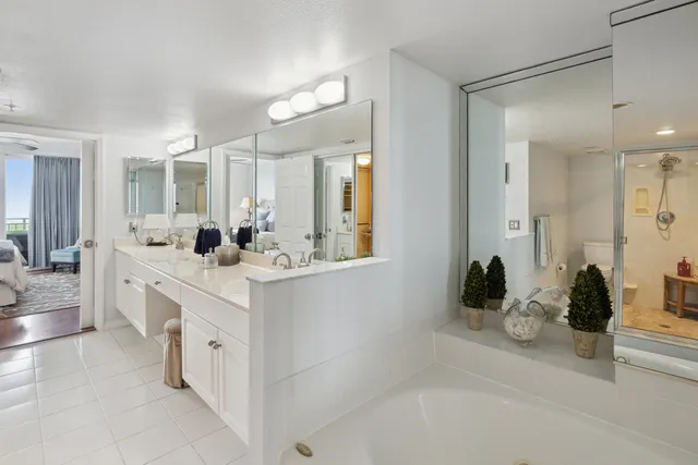 $950,000 | 2880 Northeast 14th Street Causeway, Unit 904, Pompano Beach, FL 33062