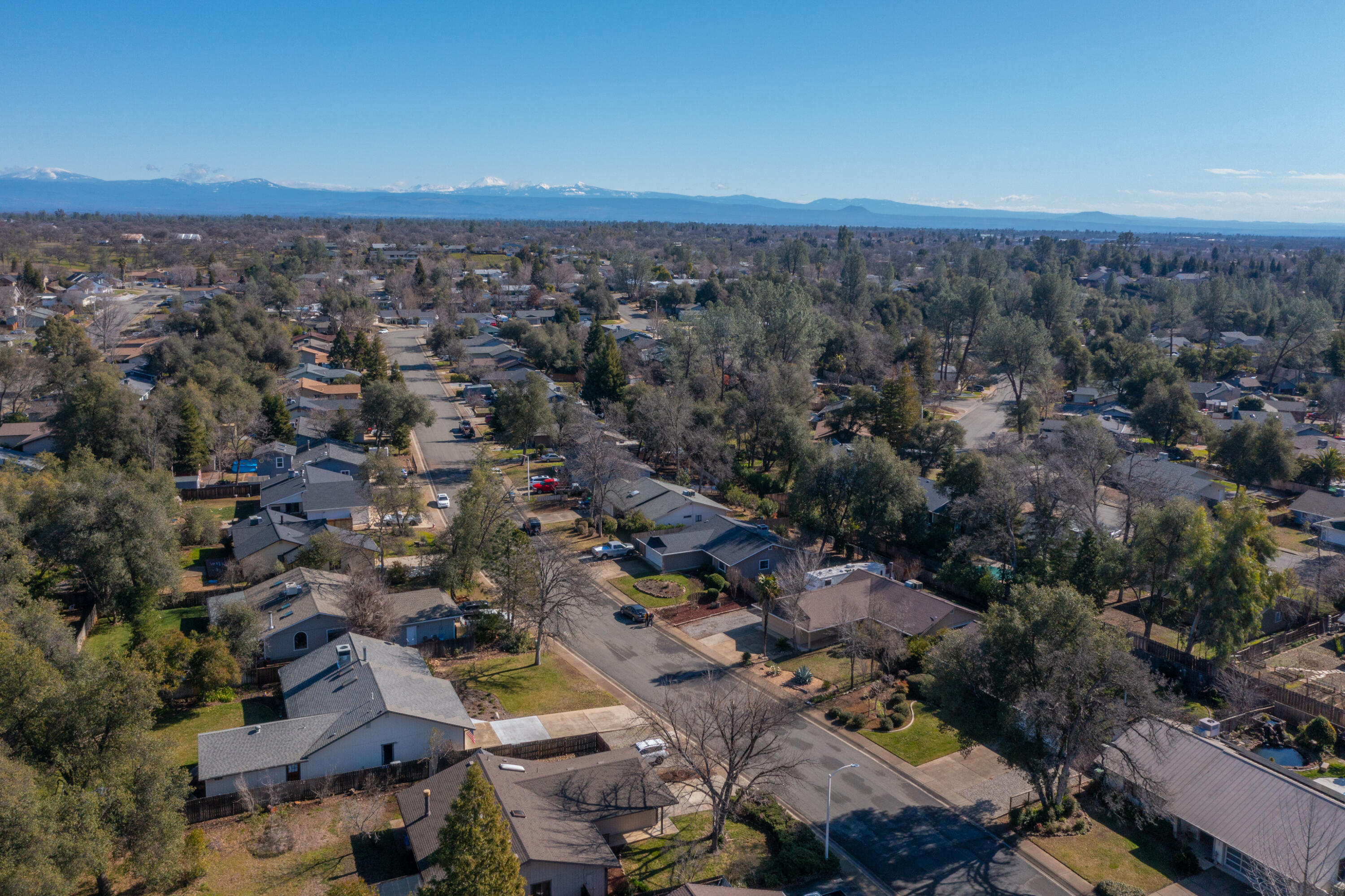 853 Oakmont Drive Redding, CA 96003 - Photo 34 of 37 an aerial view of a city